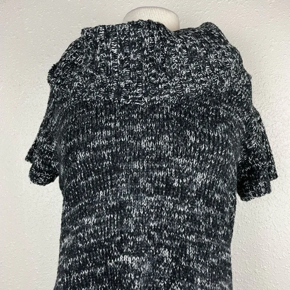 NWT dressbarn Cowl Neck Black, Gray and White Knit Long Sweater Size L